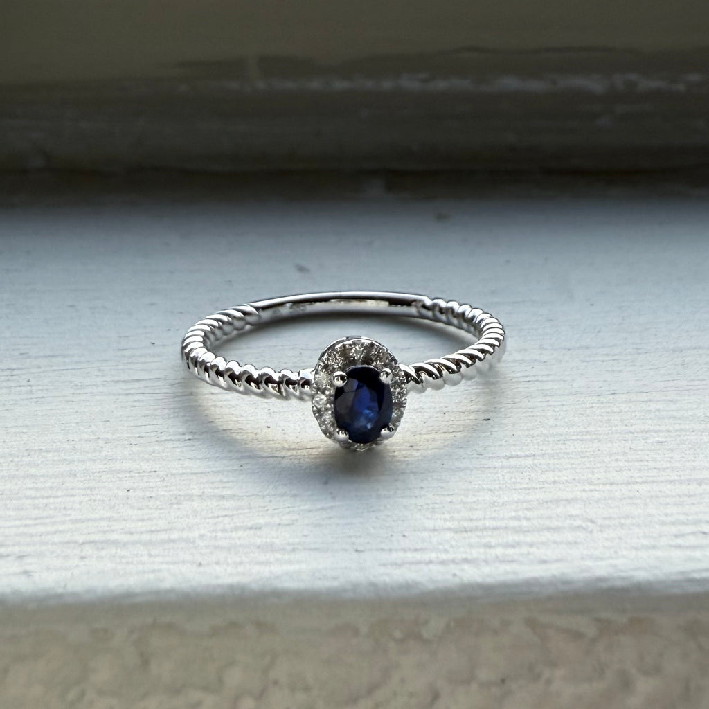 Luna Bleu Ring