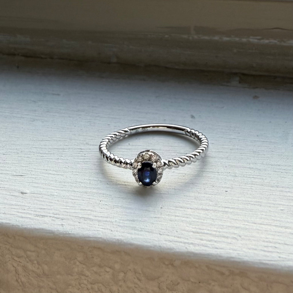 Luna Bleu Ring